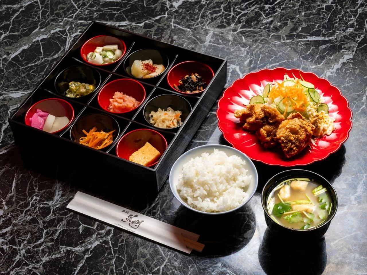 Apa Hotel Tsukiji Ekiminami Tokyo Bagian luar foto
